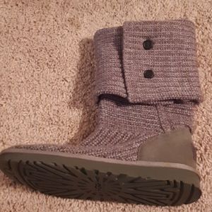 Ugg gray classic cardy sweater boot size 8.5